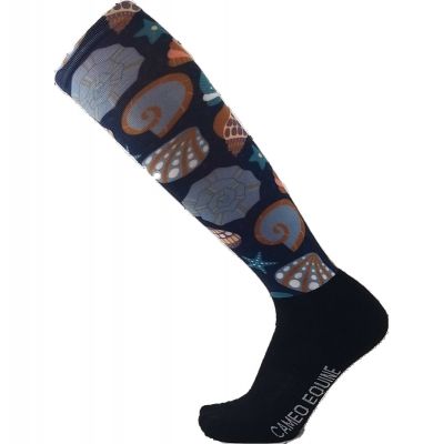 Cameo Shell Socks - Adult